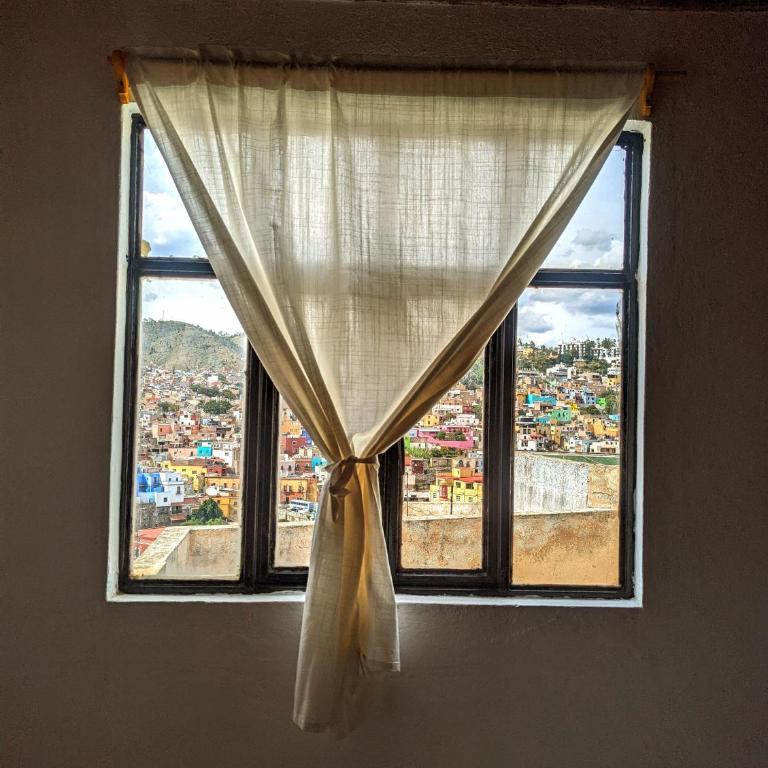 Casa Madrigal - Three-Bedroom House - 12