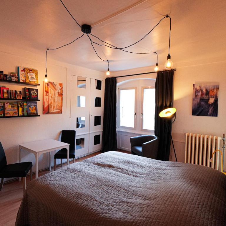 La Belle Etoile - Double or Twin Room with Bathroom - 1