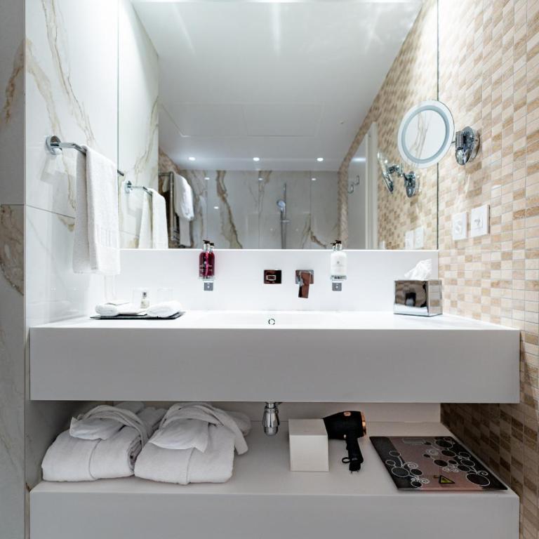 Hotel Bristol - Suite Junior Unique Rénovée de 40 m2 - 7