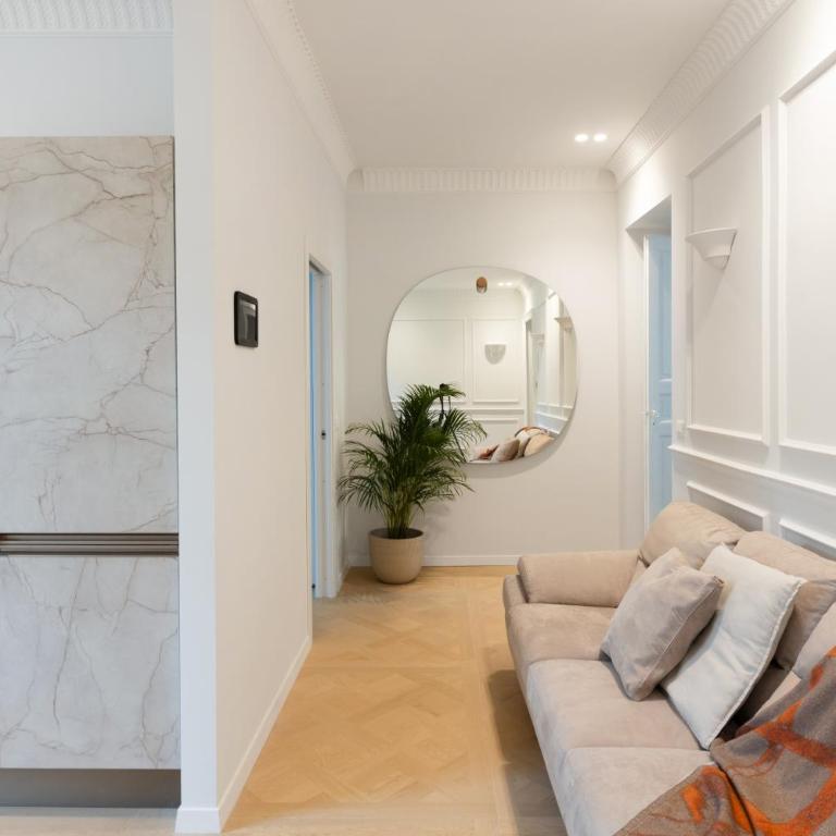 Gioberti's Apartment - 100 sqm - 2 Bedrooms and Free Private Parking in the Center - Appartamento con 2 Camere da Letto e Balcone - 12