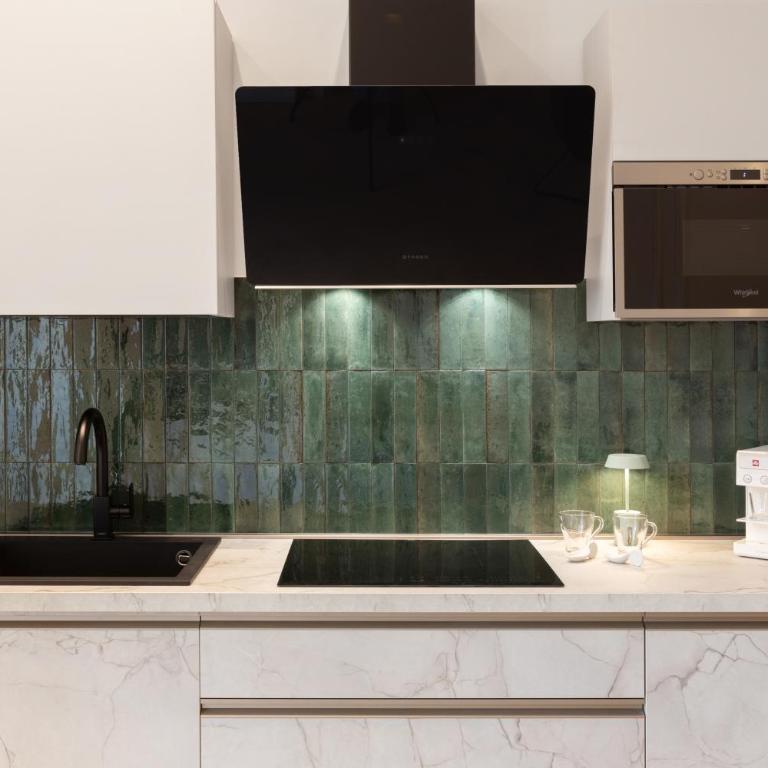 Gioberti's Apartment - 100 sqm - 2 Bedrooms and Free Private Parking in the Center - Appartamento con 2 Camere da Letto e Balcone - 59