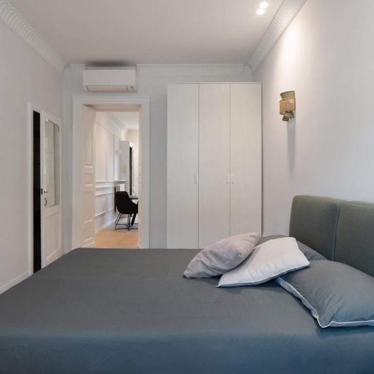 Gioberti's Apartment - 100 sqm - 2 Bedrooms and Free Private Parking in the Center - Appartamento con 2 Camere da Letto e Balcone - 9