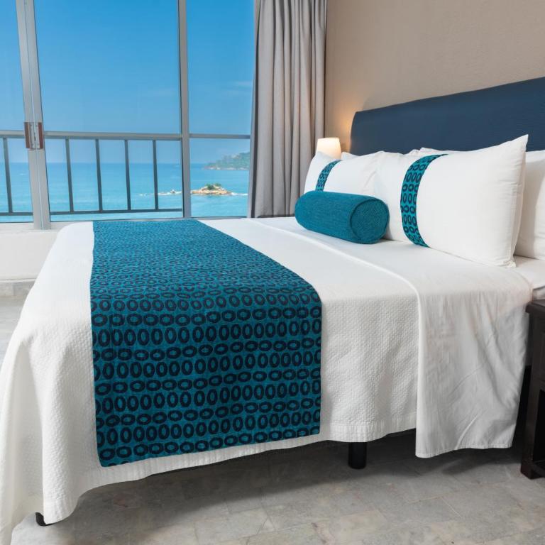 Ritz Acapulco All Inclusive - Habitación con cama extragrande. - 2