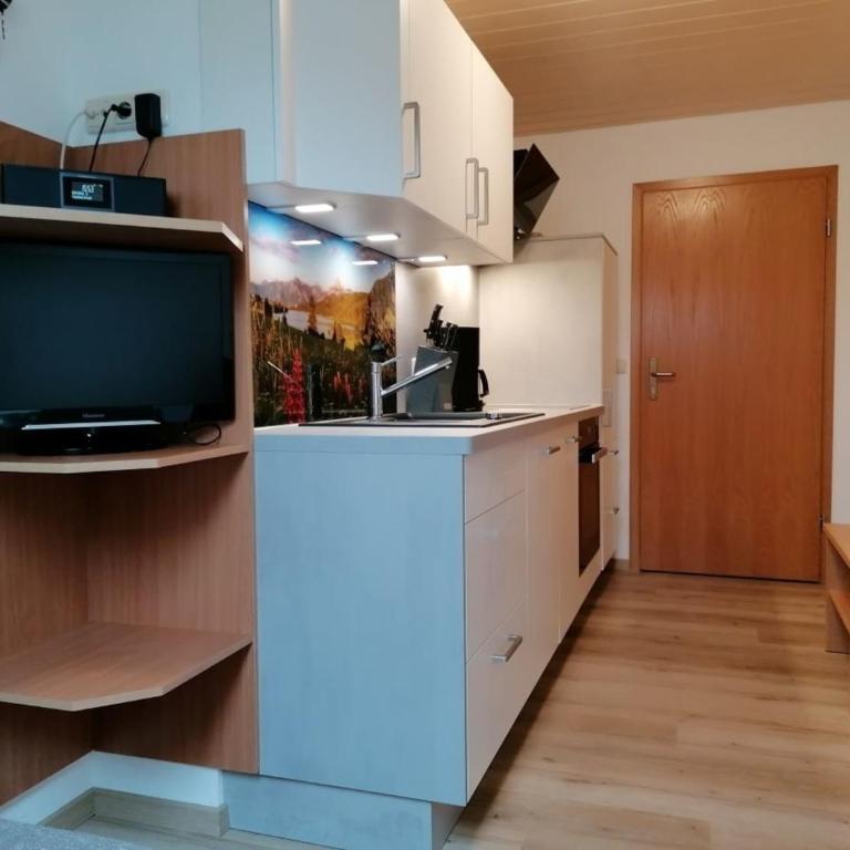 Ferienhof Hefele Ferienwohnung Tegelberg mit KönigsCard - Apartment - 9