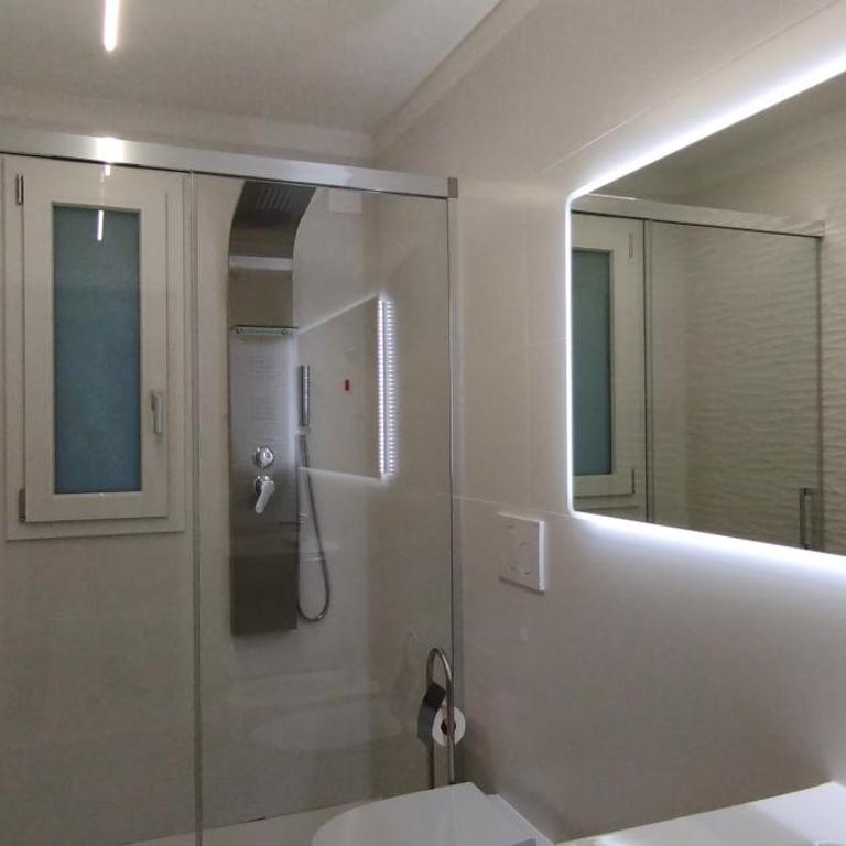 CRYSTAL Apartments DELUXE - Appartamento con 2 Camere da Letto e Terrazza - 11