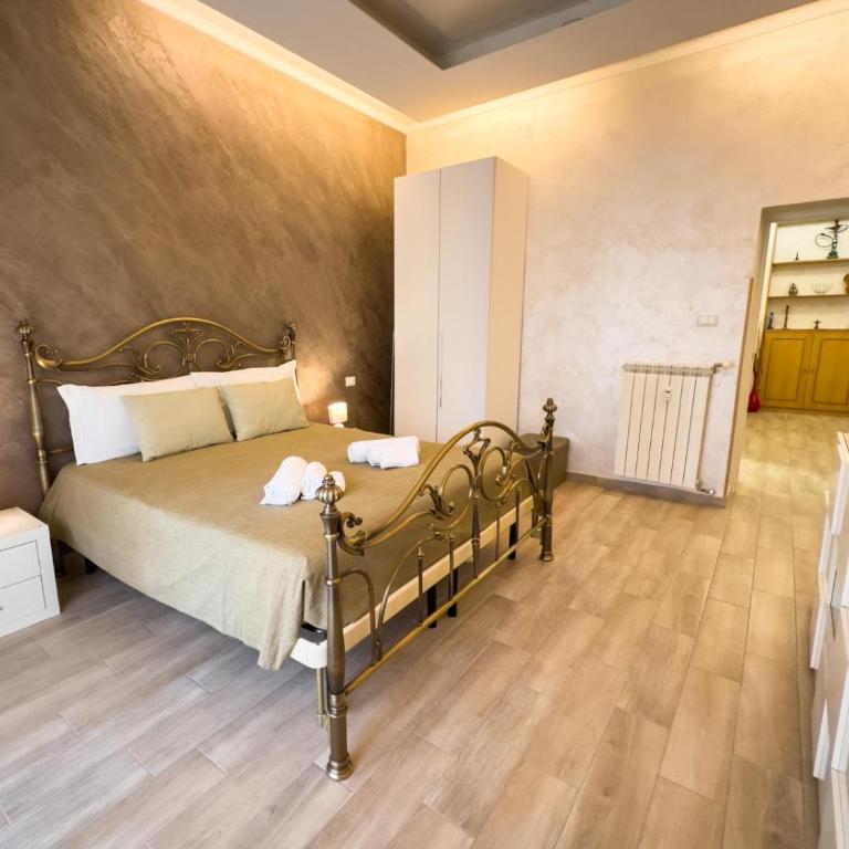 Lollo House - Two-Bedroom Apartment - 16