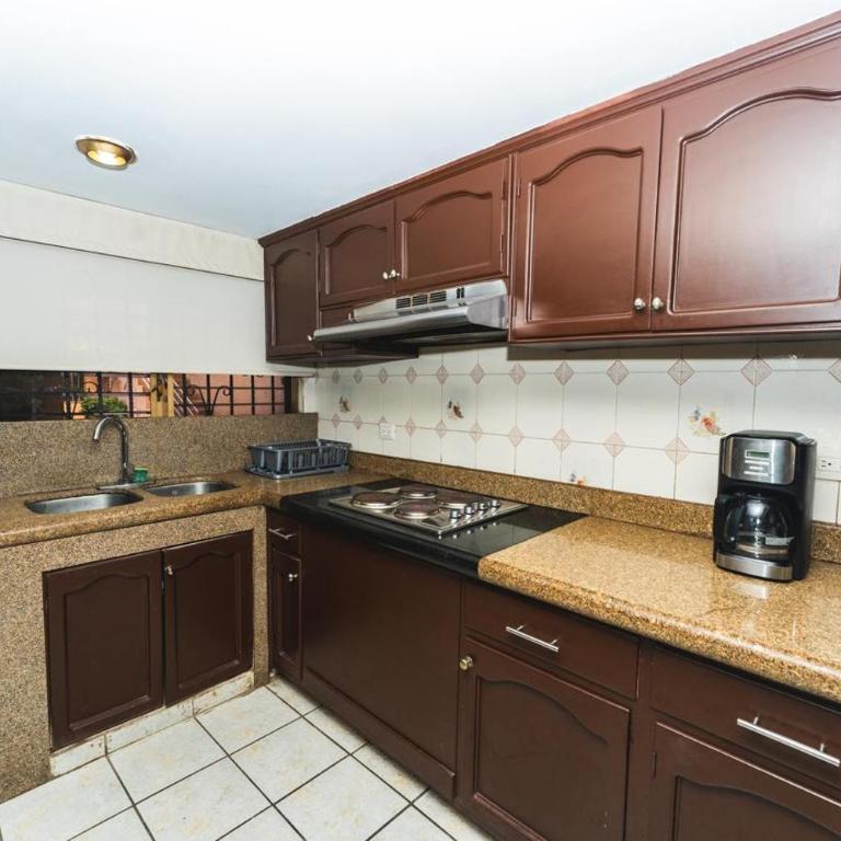 Loft Sabalo - Pet Friendly - Double Room with Two Double Beds - 2