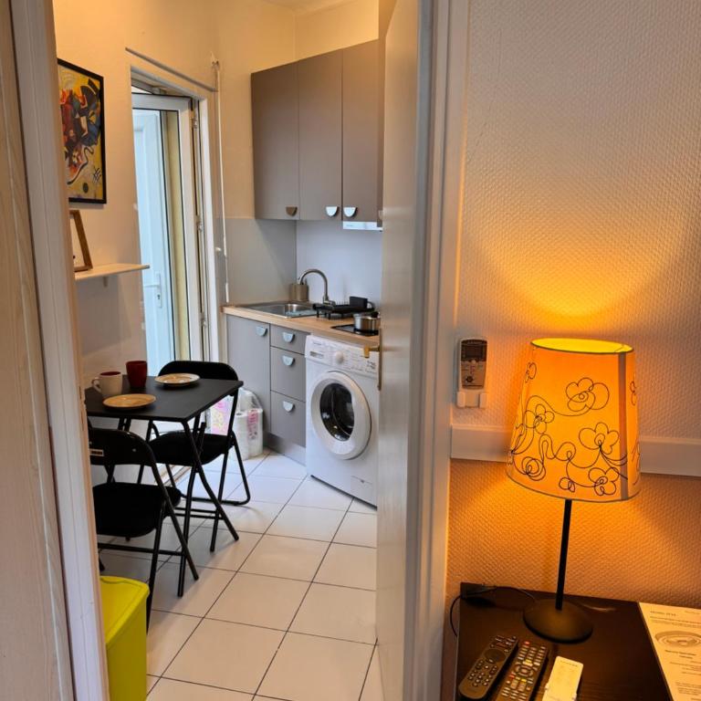 Peaceful Flat w WiFi Very Close to Pl Massena Refurbished - Appartement Standard - 9