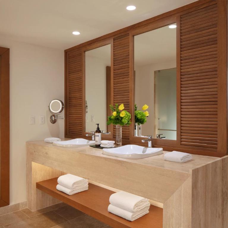 Dreams Sapphire Resort & Spa - King Junior Suite with Ocean Front View - 3