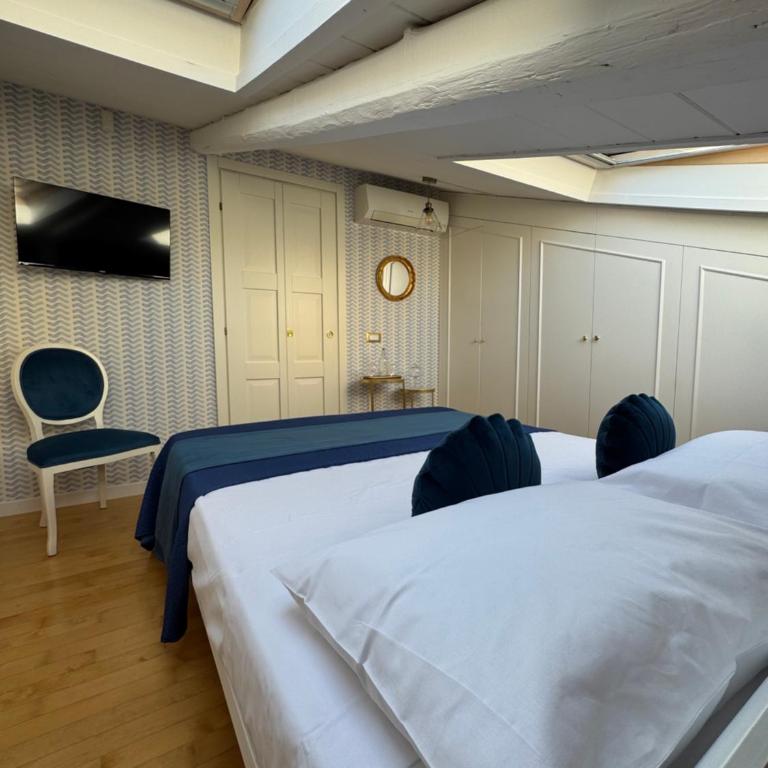 LoVolcano - Double Room with Private External Bathroom - 4