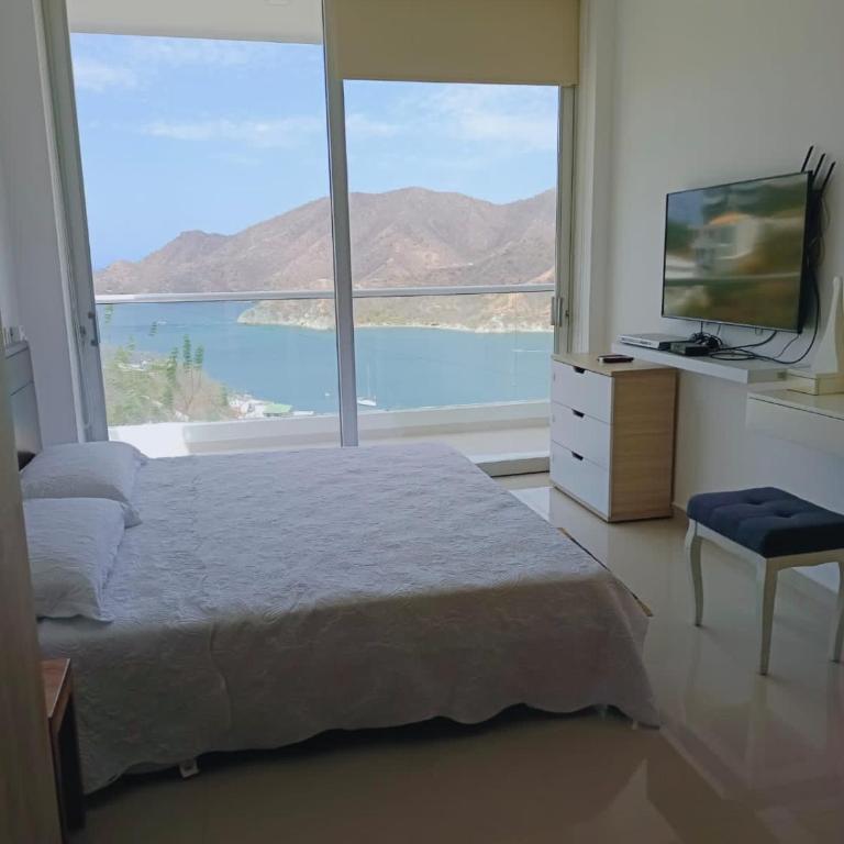 Casas Paraiso - Three-Bedroom Deluxe Apartment - 2