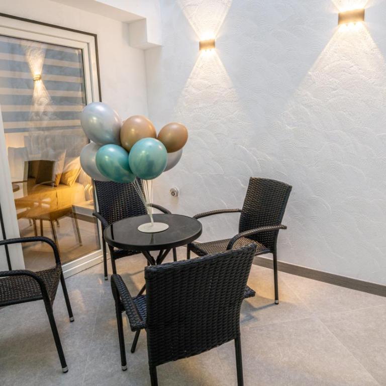 Casa Luxore - Deluxe Double Room with Bath - 4