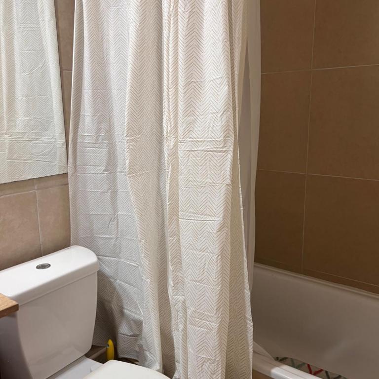 Home sur - Two-Bedroom Apartment - 14