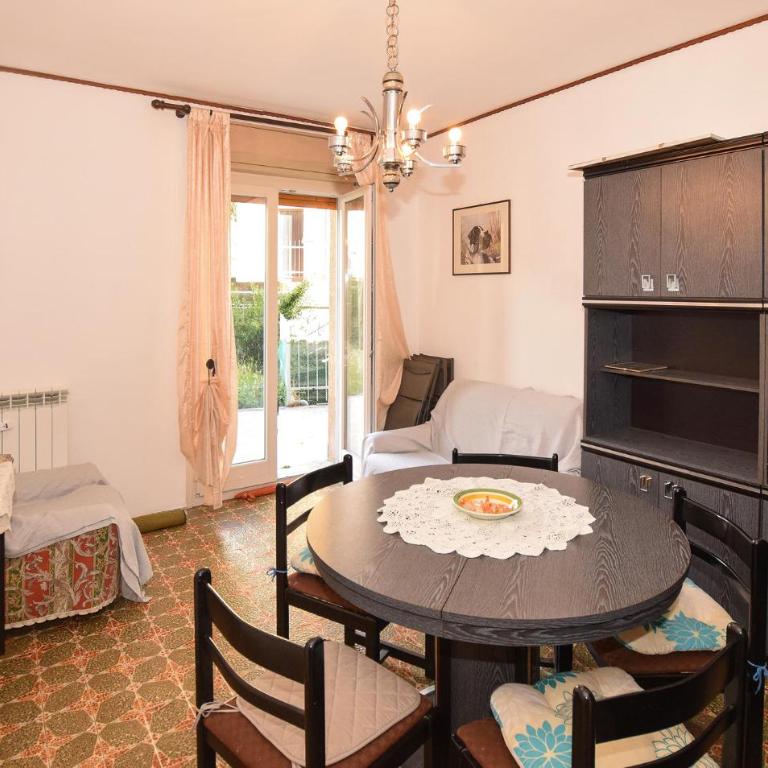 2 Bedroom Lovely Apartment In Chatillon - Appartamento con 2 Camere da Letto - 6