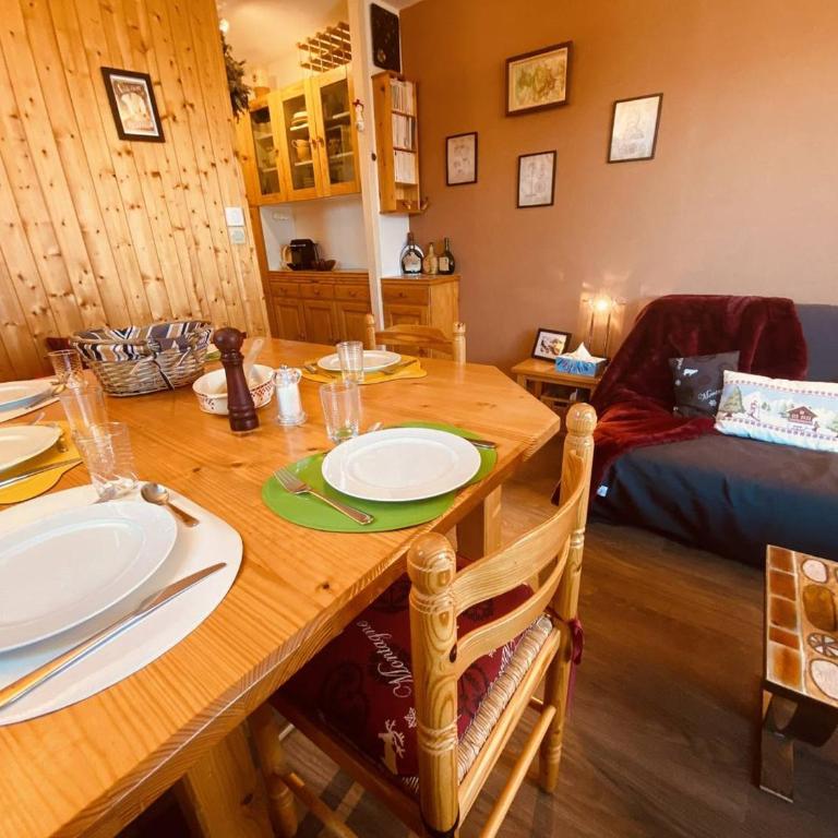 Confortable appartement 6 pers, prox pistes, parking inclus - Appartamento con 2 Camere da Letto - 6