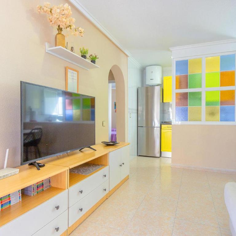 2 Bedroom Lovely Apartment In Torrevieja - Apartamento de 2 dormitorios - 12