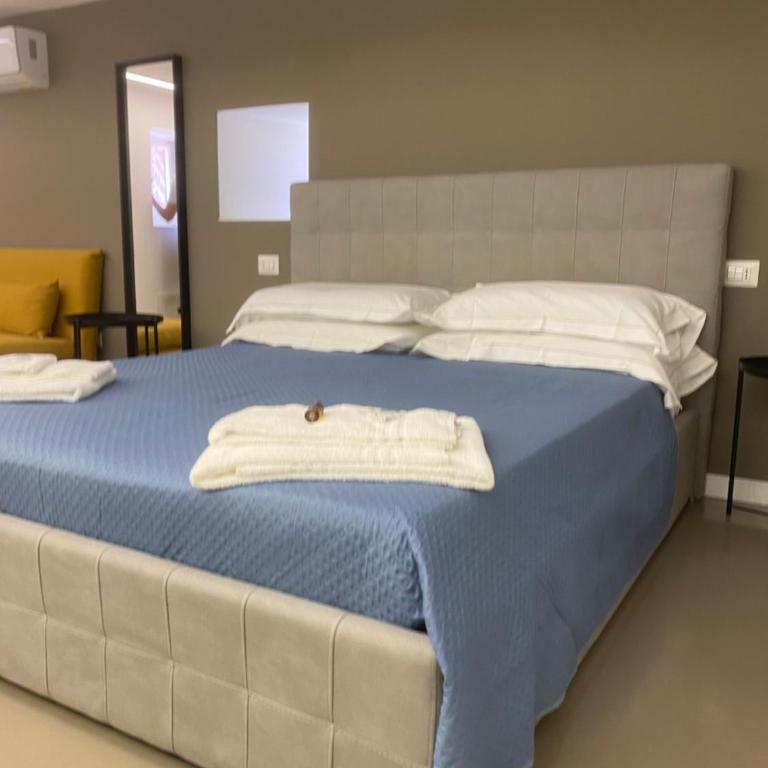 B&B Suite Cutelli - Luxury Triple Room - 16