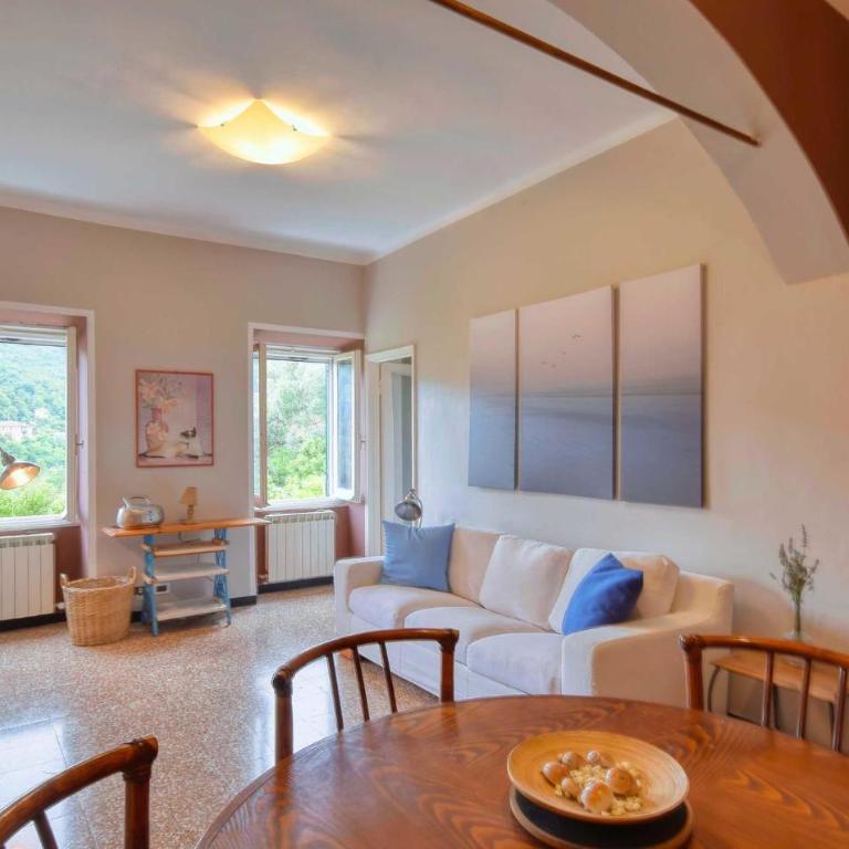 2 Bedroom Stunning Apartment In Camogli - Two-Bedroom Apartment - 1