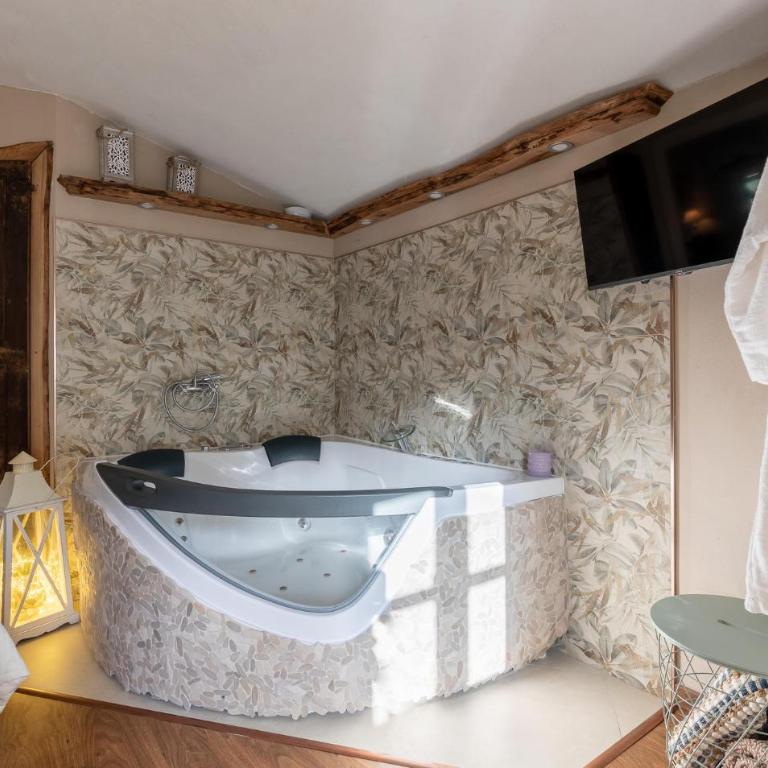 Accogliente Casa A Capannori Con Cucina - Casa Vacanze con 4 Camere da Letto - 5