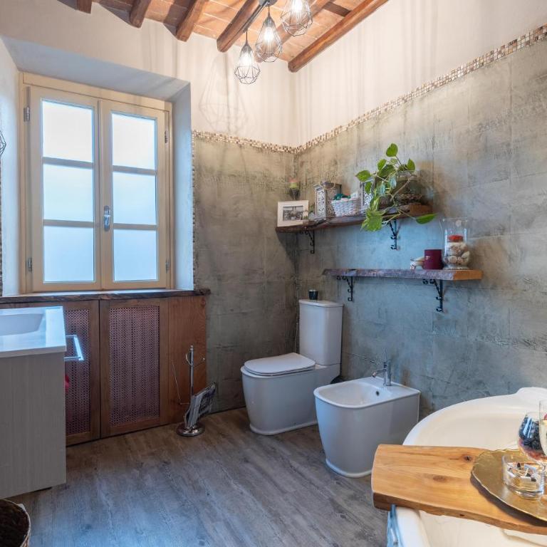 Accogliente Casa A Capannori Con Cucina - Casa Vacanze con 4 Camere da Letto - 28
