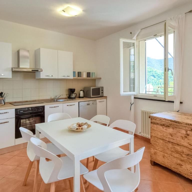 2 Bedroom Nice Home In San Saturnino-Moneglia - Casa Vacanze con 2 Camere da Letto - 3