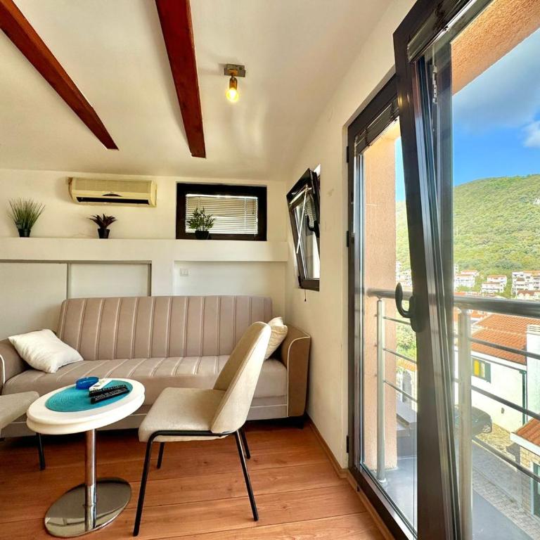 Apartments Martinovic Toplis - Apartman sa 2 Spavaće Sobe i Pogledom na Grad - 2