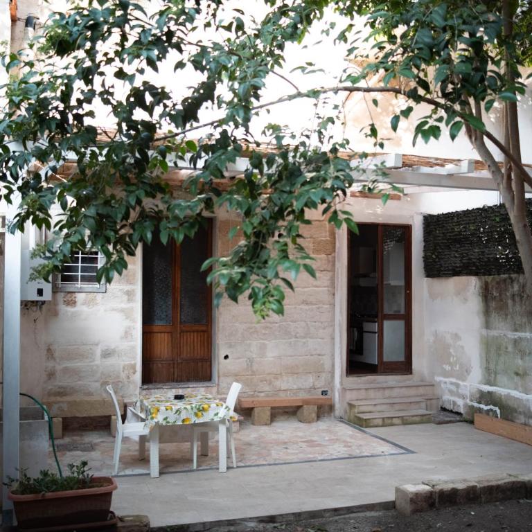 Lecce Centro Accommodation - Appartamento Deluxe con 2 Camere da Letto e Vista Giardino - 17