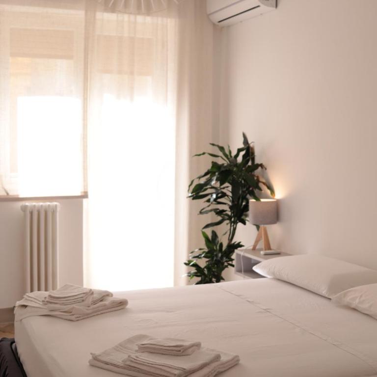 Luna Nuova Gallipoli Comfort & Suites - Camera Matrimoniale con Balcone - 9