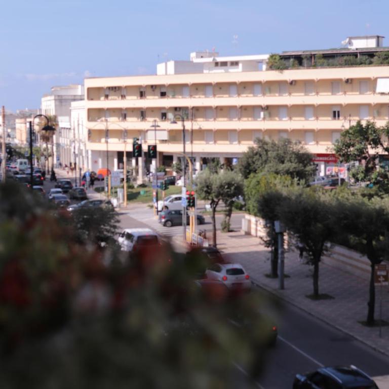 Luna Nuova Gallipoli Comfort & Suites - Camera King con Balcone - 9