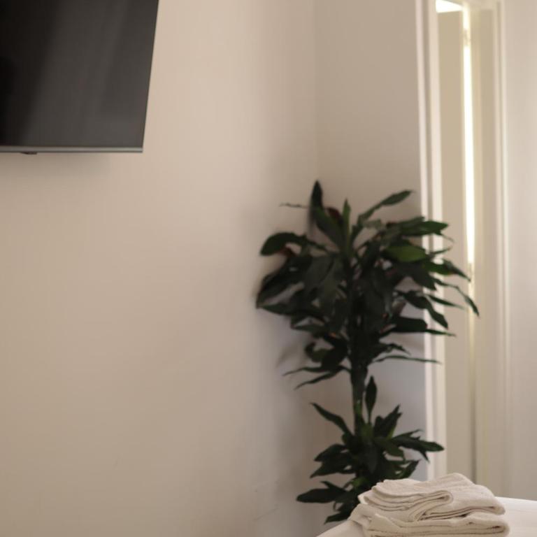 Luna Nuova Gallipoli Comfort & Suites - Camera Matrimoniale con Balcone - 14