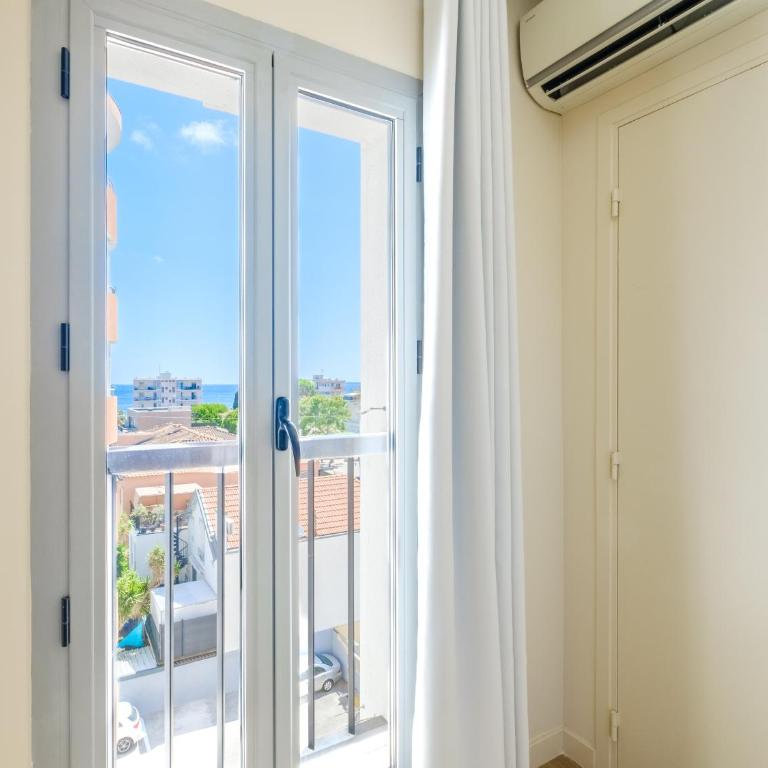 B&B HOTEL Antibes Juan-les-Pins - Chambre Double Supérieure - 1