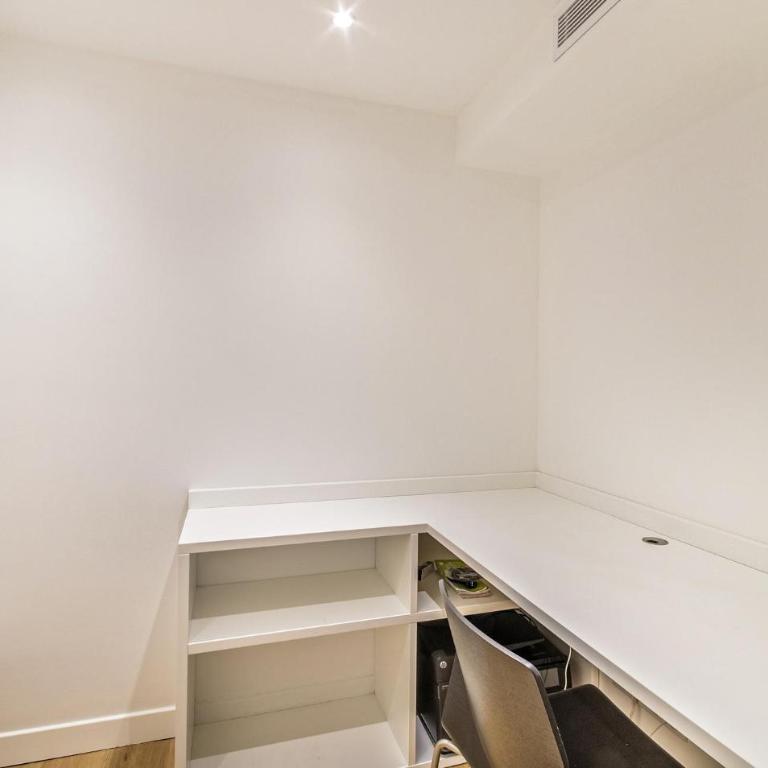 3 Bedroom Gorgeous Apartment In Vallauris - Appartement 3 Chambres - 11