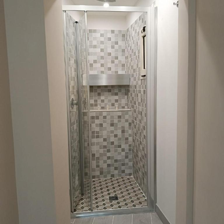 B&b Liberty House - Camera Quadrupla con Bagno Privato - 7