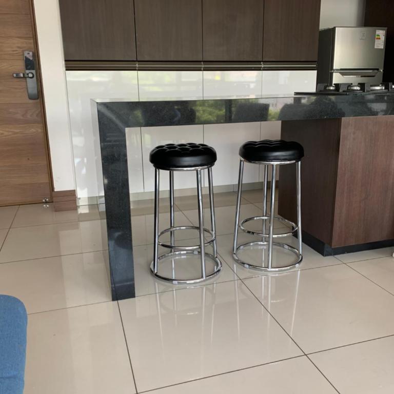 Departamento cómodo con excelente ubicación - Apartamento de 2 dormitorios con vistas - 8