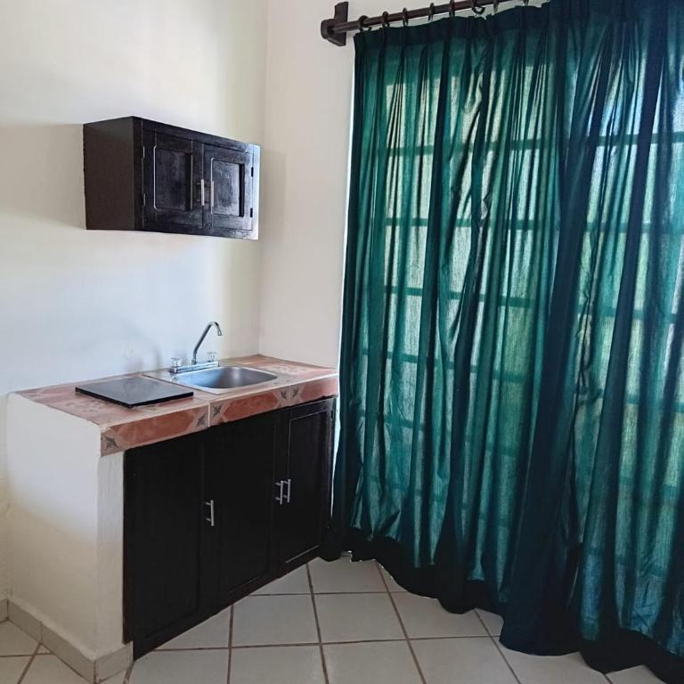 HOTEL ATLANTIDA - Deluxe Double Room with Two Double Beds - 7