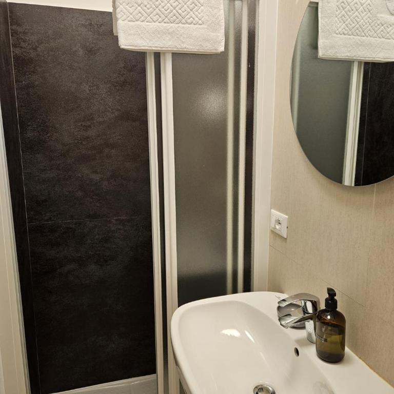 Casa ASNICAR - Three-Bedroom Apartment - 9