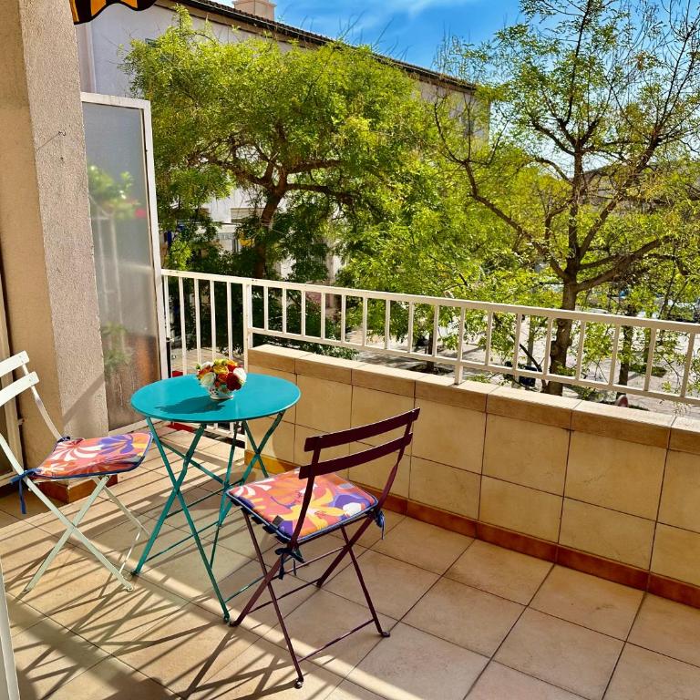T2 Place de la Poste, Gare SNCF, port et plage à moins de 5 minutes à pied ! - Appartement 1 Chambre - 14