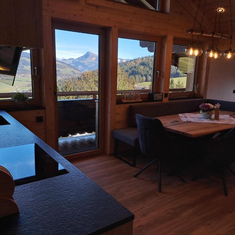 Lodge Kitzbüheler Alpen - Apartment mit 3 Schlafzimmern und Dusche - 32