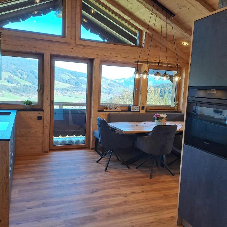 Lodge Kitzbüheler Alpen - Apartment mit 3 Schlafzimmern und Dusche - 15