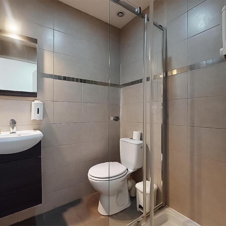 Hôtel de Ménilmontant - Chambre Simple avec Salle de Bains Privative - 2