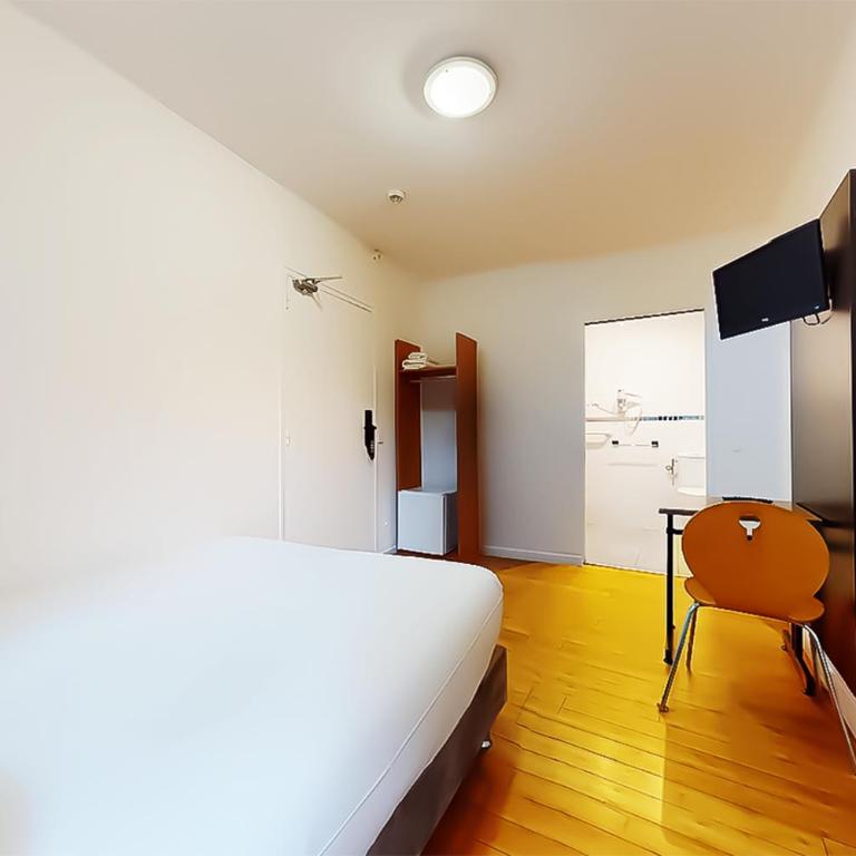 Hôtel de Ménilmontant - Chambre Double - Accessible aux Personnes à Mobilité Réduite - 1