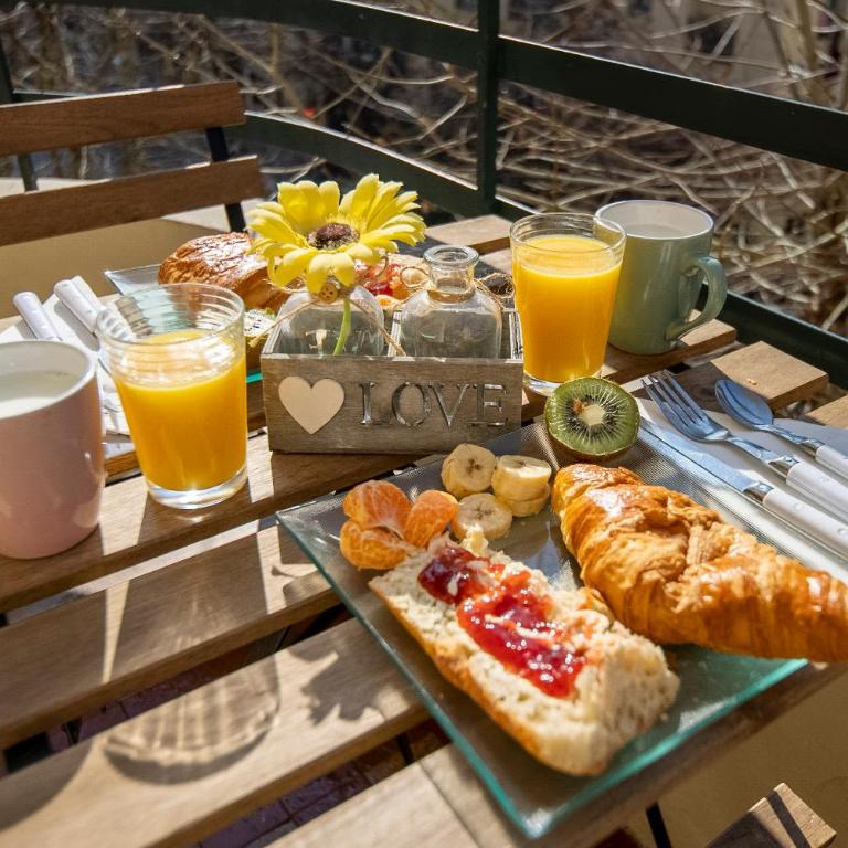 * Le Provençal * cosy flat 3 min walk from the sea - Appartement 1 Chambre - 10
