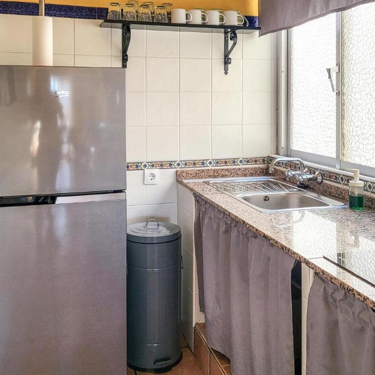Stunning Apartment In El Campello - Apartamento de 2 dormitorios - 9