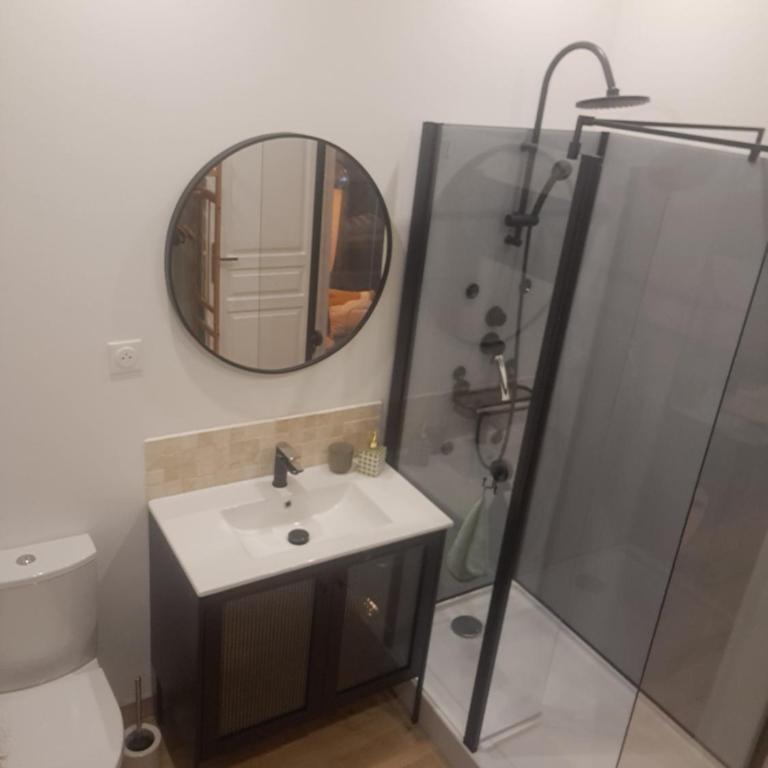 studio indépendant proche de la mer LE Bon Secours - Chambre Double avec Salle de Bains Privative - 9