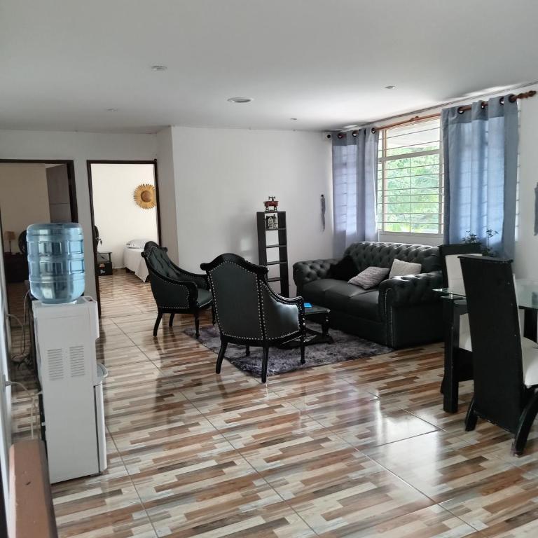 Casa Vacacional Andy - Six-Bedroom House - 60