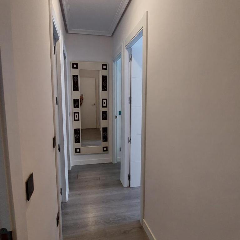 Piso a dos minutos del metro - Apartamento de 3 dormitorios - 9