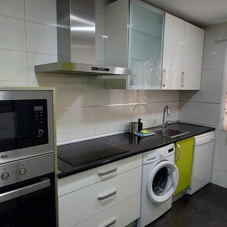 Piso a dos minutos del metro - Apartamento de 3 dormitorios - 29