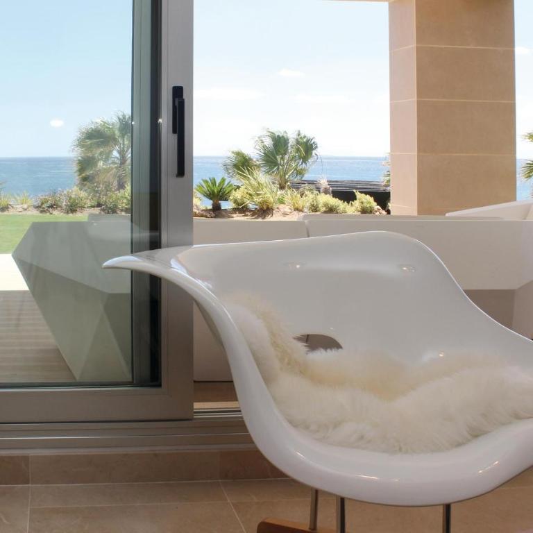 Amazing Apartment In Estepona With Heated Swimming Pool - Apartamento de 3 dormitorios - 8