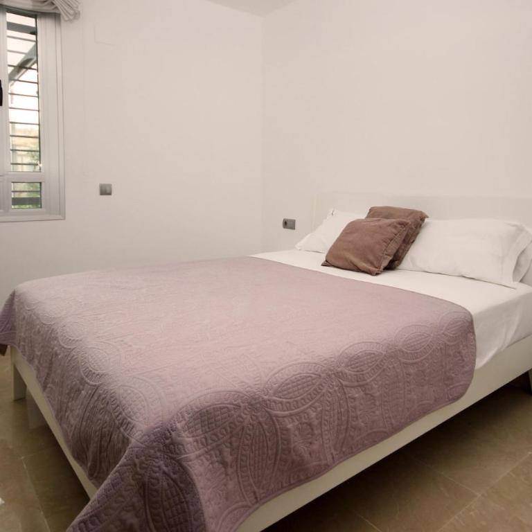 Amazing Apartment In Estepona With Heated Swimming Pool - Apartamento de 3 dormitorios - 10