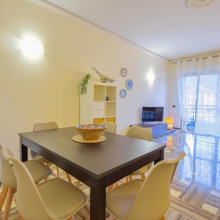 Cozy Apartment In Rapallo With Wifi - Appartamento con 2 Camere da Letto - 2